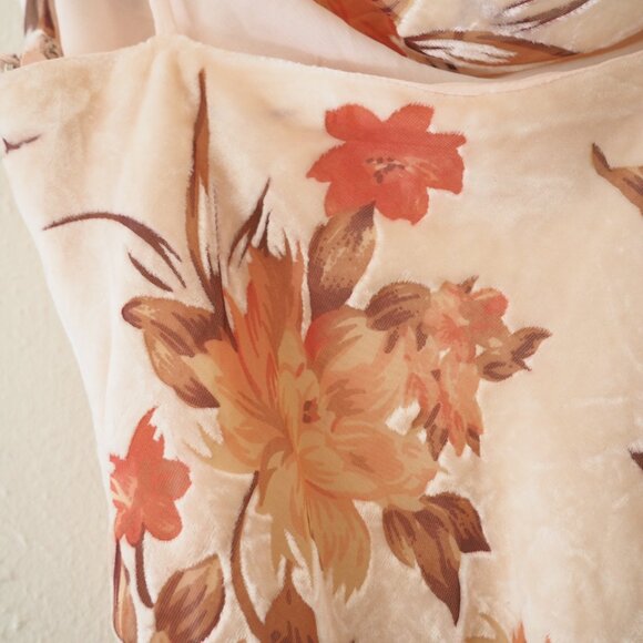 Here Comes The Sun Selfie Leslie Sweet Memories Velvet Cowl Neckline Slip Dress - Picture 9 of 11